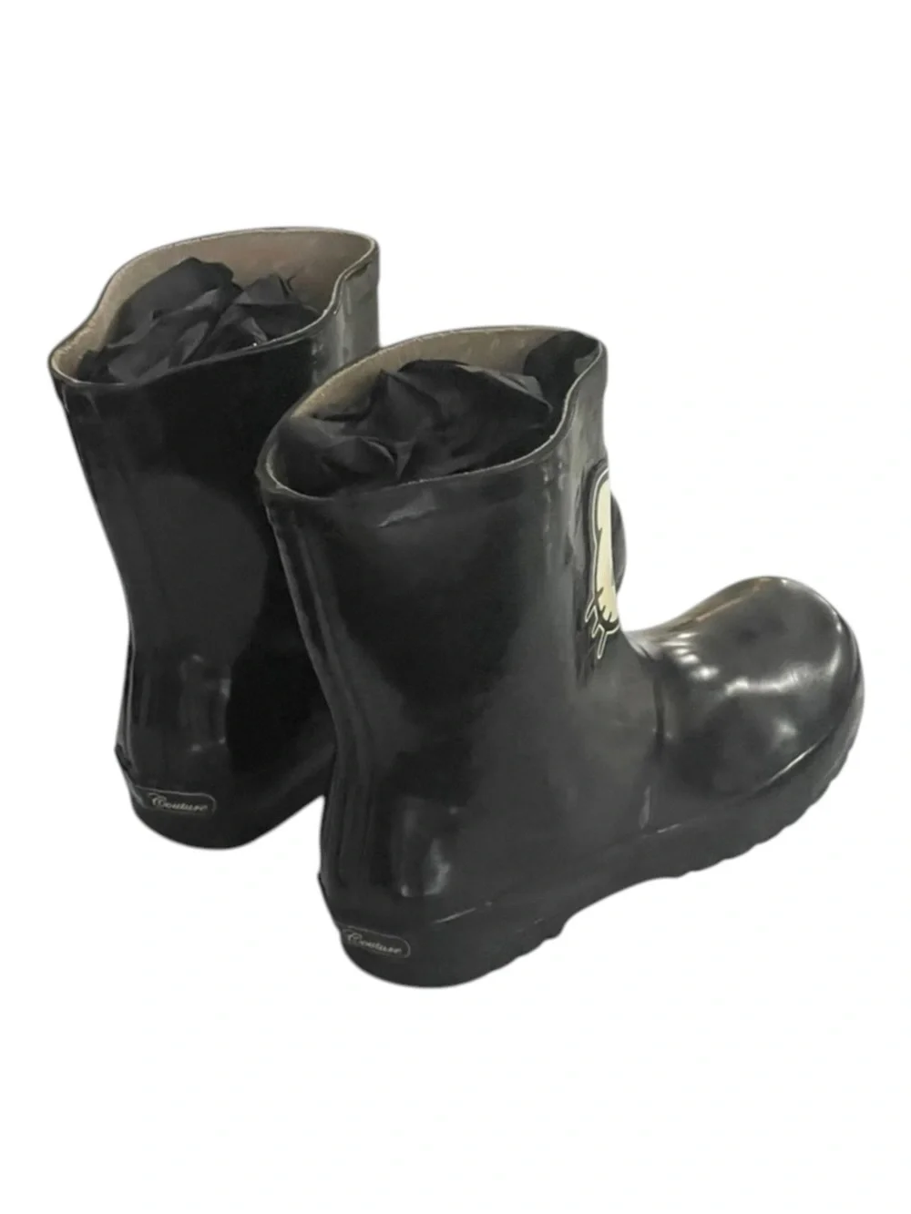 Rare: Victoria Couture x Sanrio 🝮 Hello Kitty Rain Boots 🝮 Glossy Black 🝮 2.5